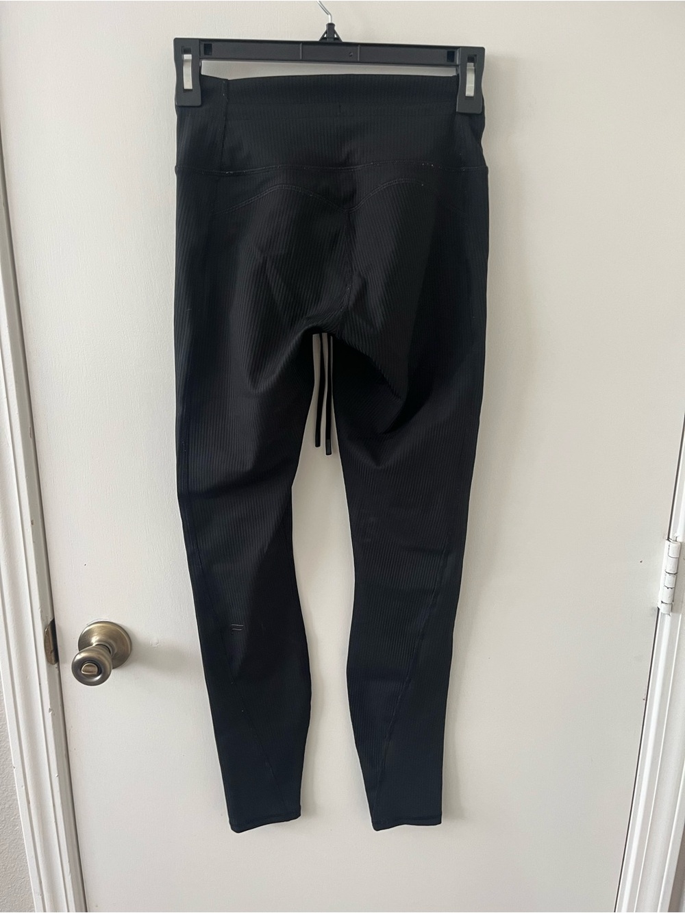 Fabletics Oasis Rib High-Waisted Legging - Picture 6 of 6